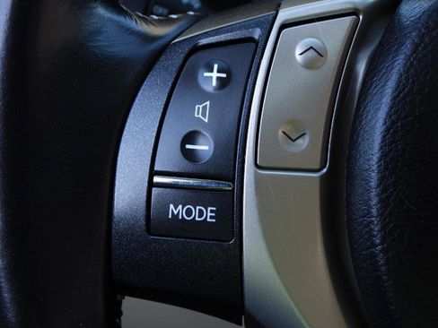 Used 2013 Lexus ES 350 w/ Luxury Pkg image 75