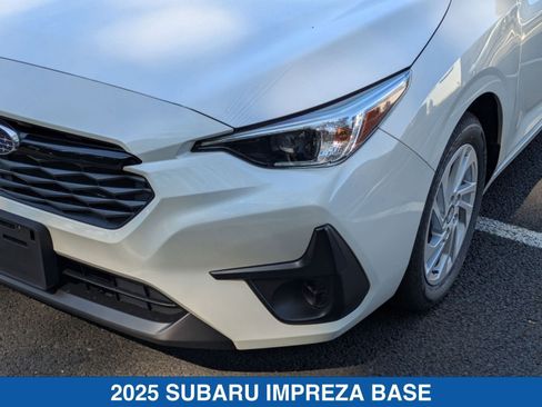 Certified 2025 Subaru Impreza 2.0i image 10