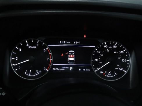 Used 2024 Nissan Rogue SV FWD image 24