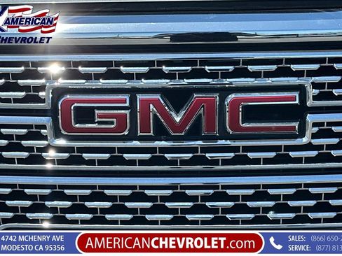 Used 2020 GMC Sierra 1500 SLT w/ SLT Premium Plus Package AWD/4WD image 41