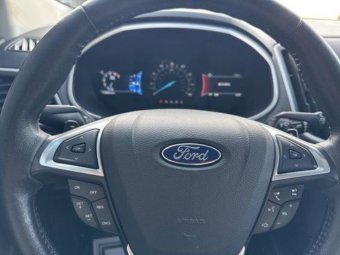 Used 2016 Ford Edge SEL w/ Equipment Group 201A image 33