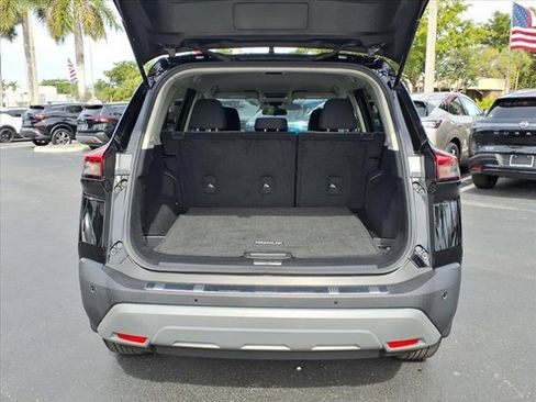 Certified 2023 Nissan Rogue SV image 32