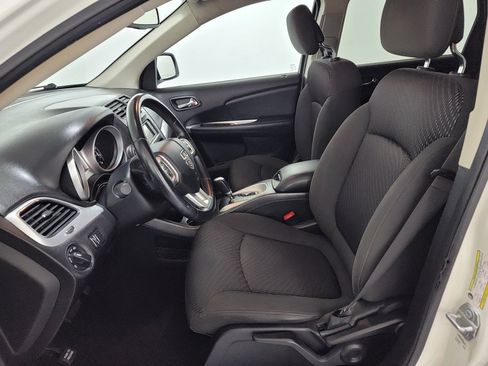 Used 2018 Dodge Journey SE w/ Connectivity Group FWD image 15