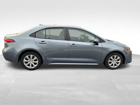 Used 2023 Toyota Corolla LE FWD image 7