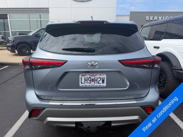 Used 2021 Toyota Highlander Platinum FWD image 7