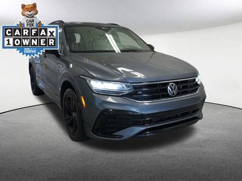 Used 2023 Volkswagen Tiguan SE R-Line image 15