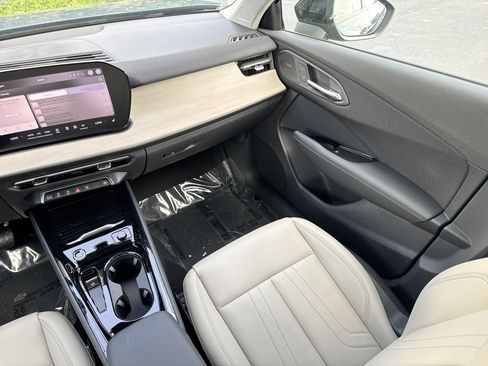 New 2026 Audi Q3 quattro 2.0T AWD/4WD image 14