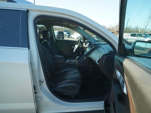 Used 2015 Chevrolet Equinox LTZ image 20