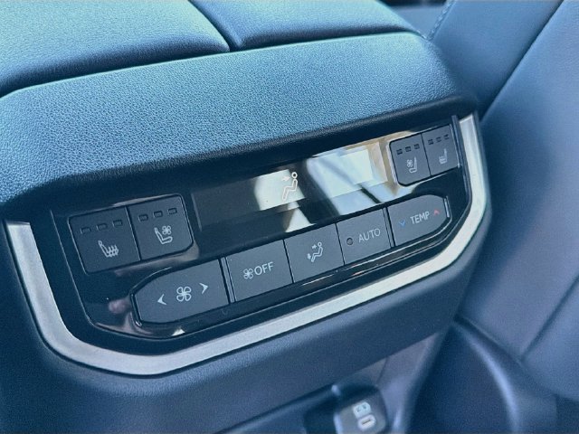 New 2026 Lexus TX 500h AWD w/ Technology Package image 21