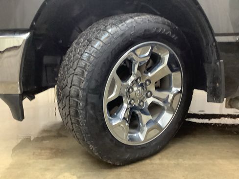 Used 2020 RAM 1500 Big Horn AWD/4WD image 24