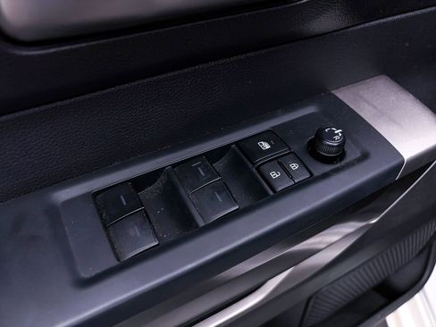 Used 2025 Toyota Tundra SR5 AWD/4WD image 16