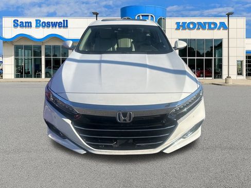 Used 2022 Honda Accord Touring image 2