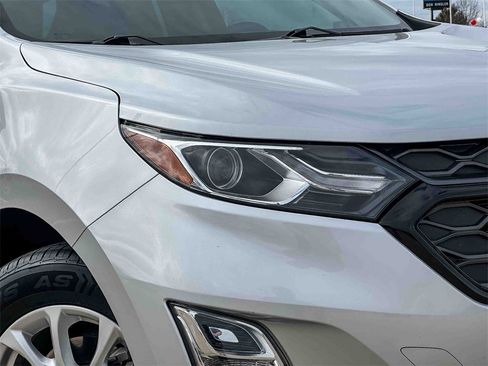 Used 2018 Chevrolet Equinox LS w/ LPO, Blackout Package image 10