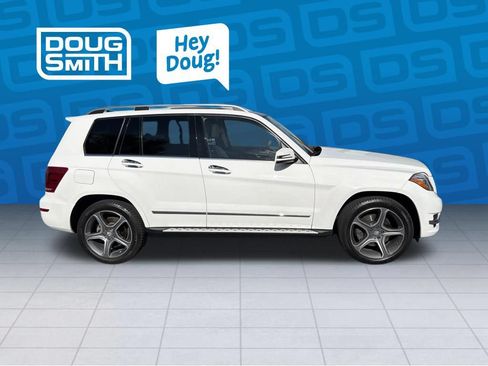 Used 2014 Mercedes-Benz GLK 250 BlueTEC 4MATIC image 2