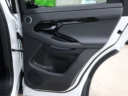 Used 2025 Land Rover Range Rover Evoque S image 18