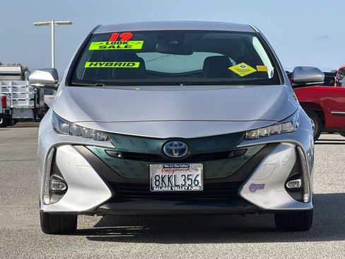 Used 2019 Toyota Prius Prime Advanced w/ Carpet Mat Package FWD image 9