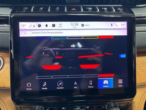 Used 2025 Jeep Grand Cherokee Summit AWD/4WD image 26