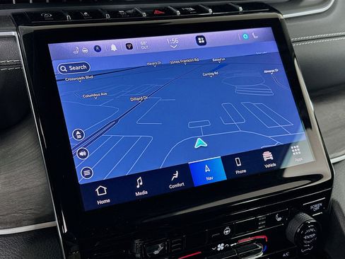 Used 2023 Jeep Grand Cherokee Limited image 22