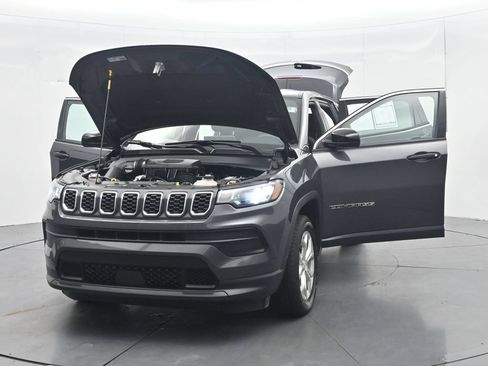 Used 2024 Jeep Compass Sport AWD/4WD image 54