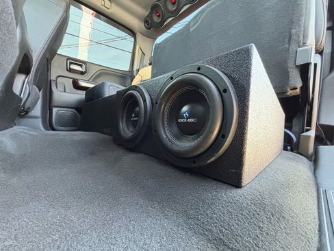 Used 2019 GMC Sierra 2500 SLT w/ Duramax Plus Package image 29