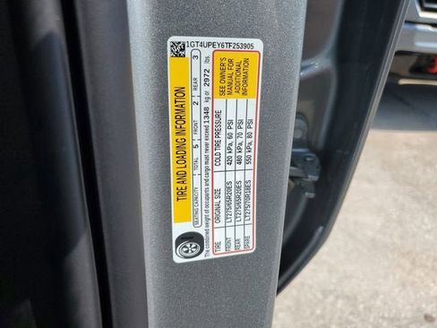New 2026 GMC Sierra 2500 AT4 w/ AT4 Premium Plus Package AWD/4WD image 33