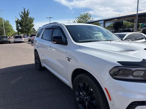 Used 2025 Dodge Durango R/T AWD/4WD image 10