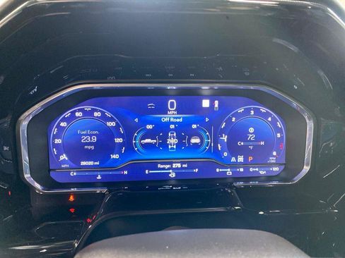 Used 2022 Chevrolet Silverado 1500 LTZ AWD/4WD image 26