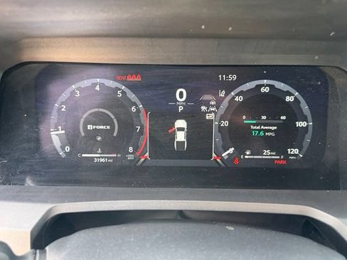 Used 2025 Toyota Tacoma TRD Off-Road AWD/4WD image 14