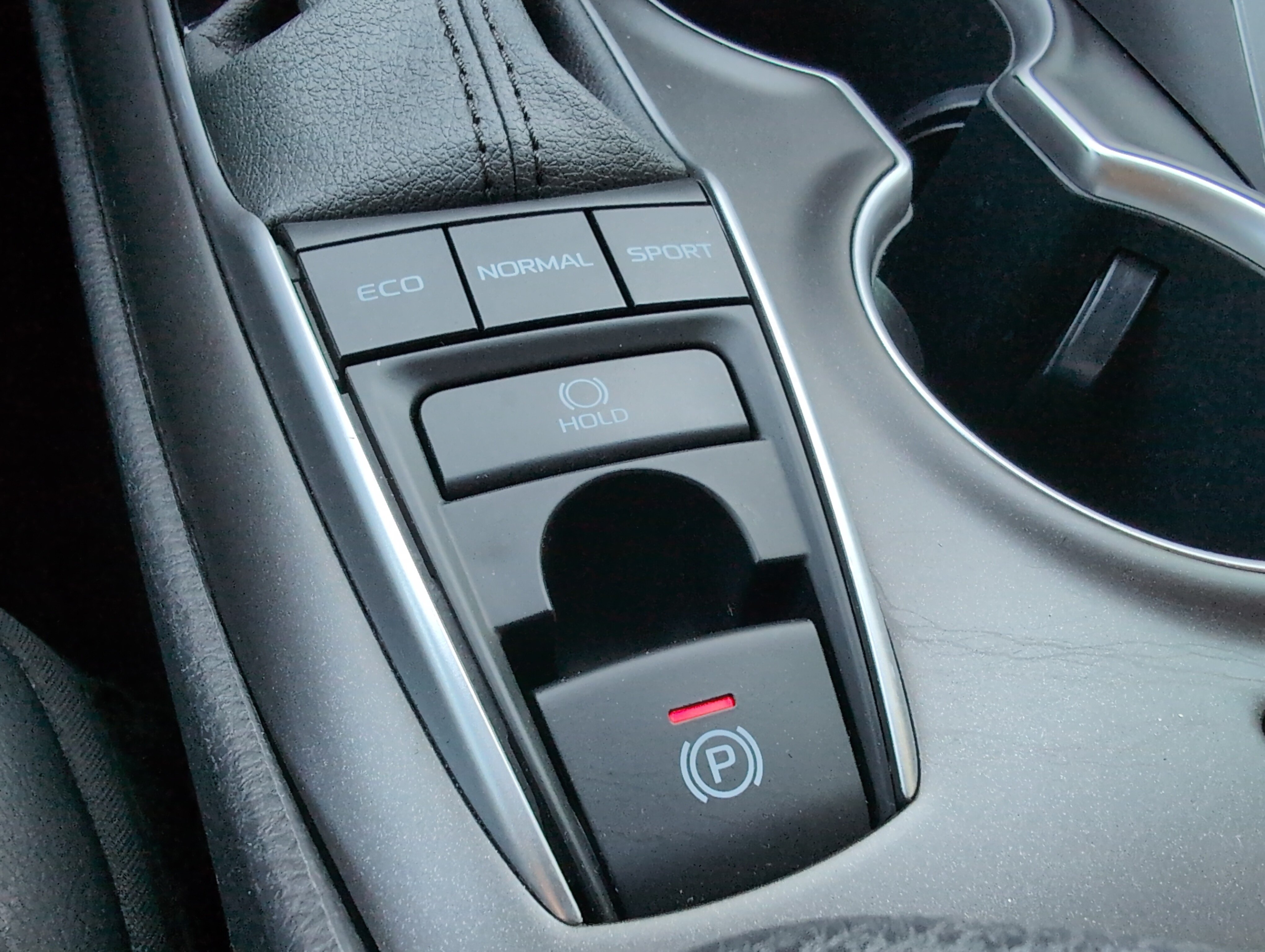 Certified 2023 Toyota Camry XLE w/ Navigation Package FWD image 44