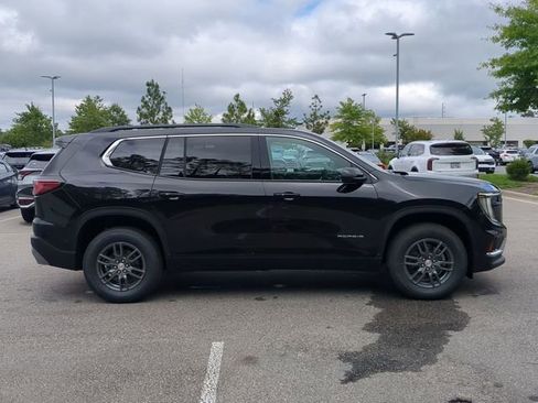 New 2025 GMC Acadia Elevation image 4