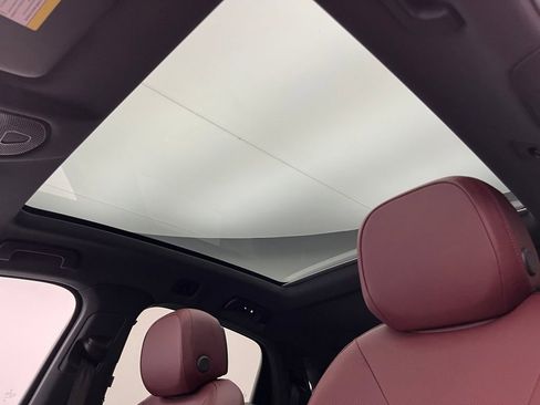 New 2025 Porsche Cayenne S image 24