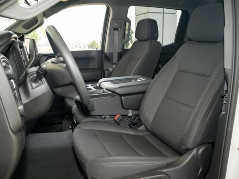 Used 2024 Chevrolet Silverado 1500 Custom w/ Turbomax Blackout Package image 21