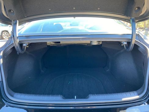 Used 2025 Hyundai Elantra Limited image 31