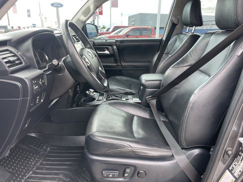 Used 2020 Toyota 4Runner Limited image 14