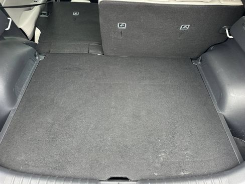 Certified 2023 Kia Niro Wind w/ Wind Preserve Package FWD image 17