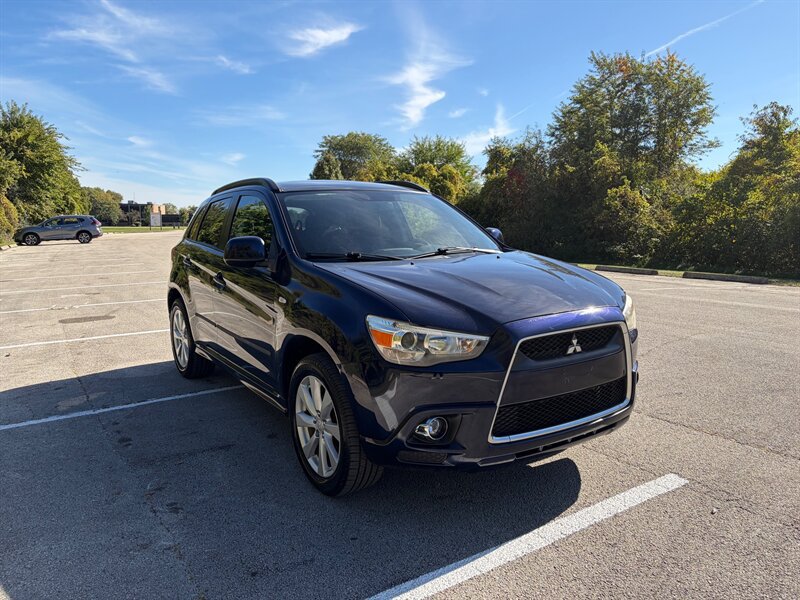 Used 2012 Mitsubishi Outlander Sport SE FWD image 7