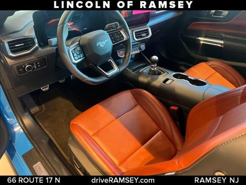 Used 2024 Ford Mustang GT Premium image 18