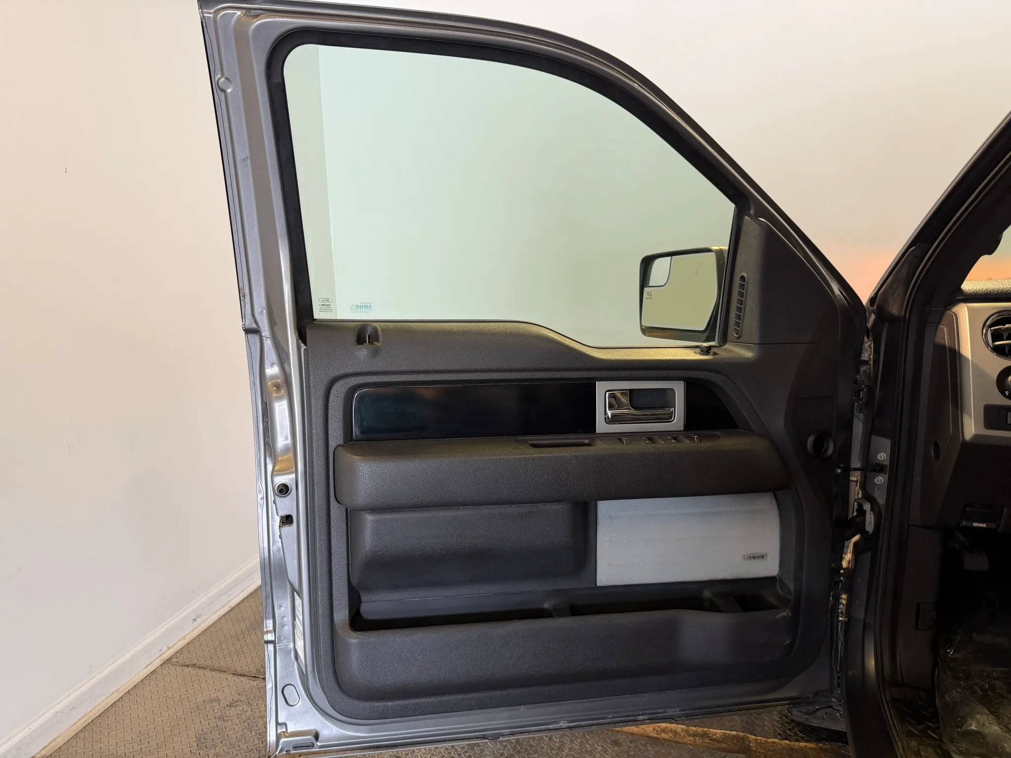 Used 2012 Ford F150 FX4 w/ FX Luxury Pkg AWD/4WD image 9