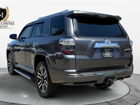 Used 2017 Toyota 4Runner Limited AWD/4WD image 3