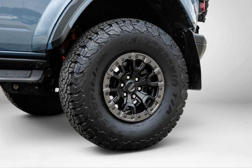 Used 2024 Ford Bronco Raptor w/ Interior Carbon Fiber Pack 6 AWD/4WD image 61