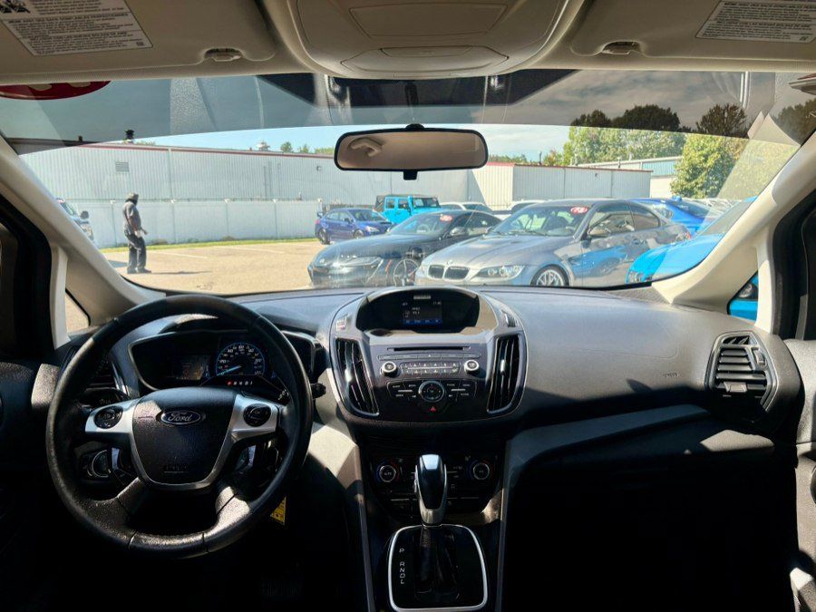 Used 2017 Ford C-MAX SE FWD image 12