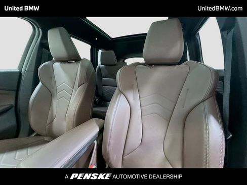 Used 2025 BMW X1 xDrive28i w/ Premium Package AWD/4WD image 5