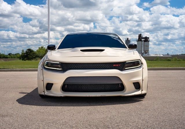 Used 2016 Dodge Charger SRT Hellcat w/ Harman/Kardon Audio Group RWD image 2