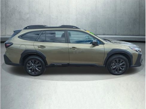 Used 2025 Subaru Outback Onyx Edition AWD/4WD image 7