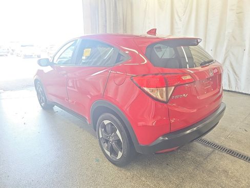 Used 2018 Honda HR-V EX image 10