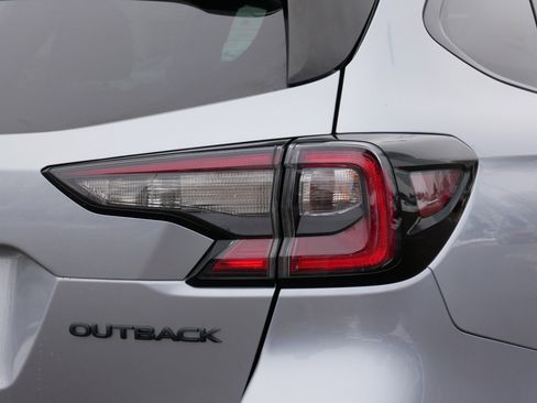 Used 2024 Subaru Outback Onyx Edition image 17