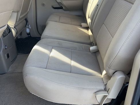 Used 2014 Nissan Titan SV w/ SV Premium Utility Package RWD image 4