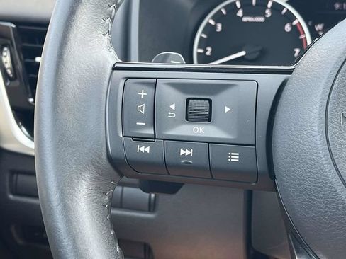 Used 2022 Nissan Rogue SL w/ SL Premium Package FWD image 28