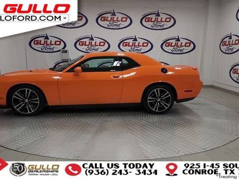 Used 2014 Dodge Challenger SRT8 Core w/ Electronics Convenience Group image 5