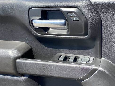 Used 2022 Chevrolet Silverado 1500 Custom w/ LPO, Dark Essentials Package RWD image 17